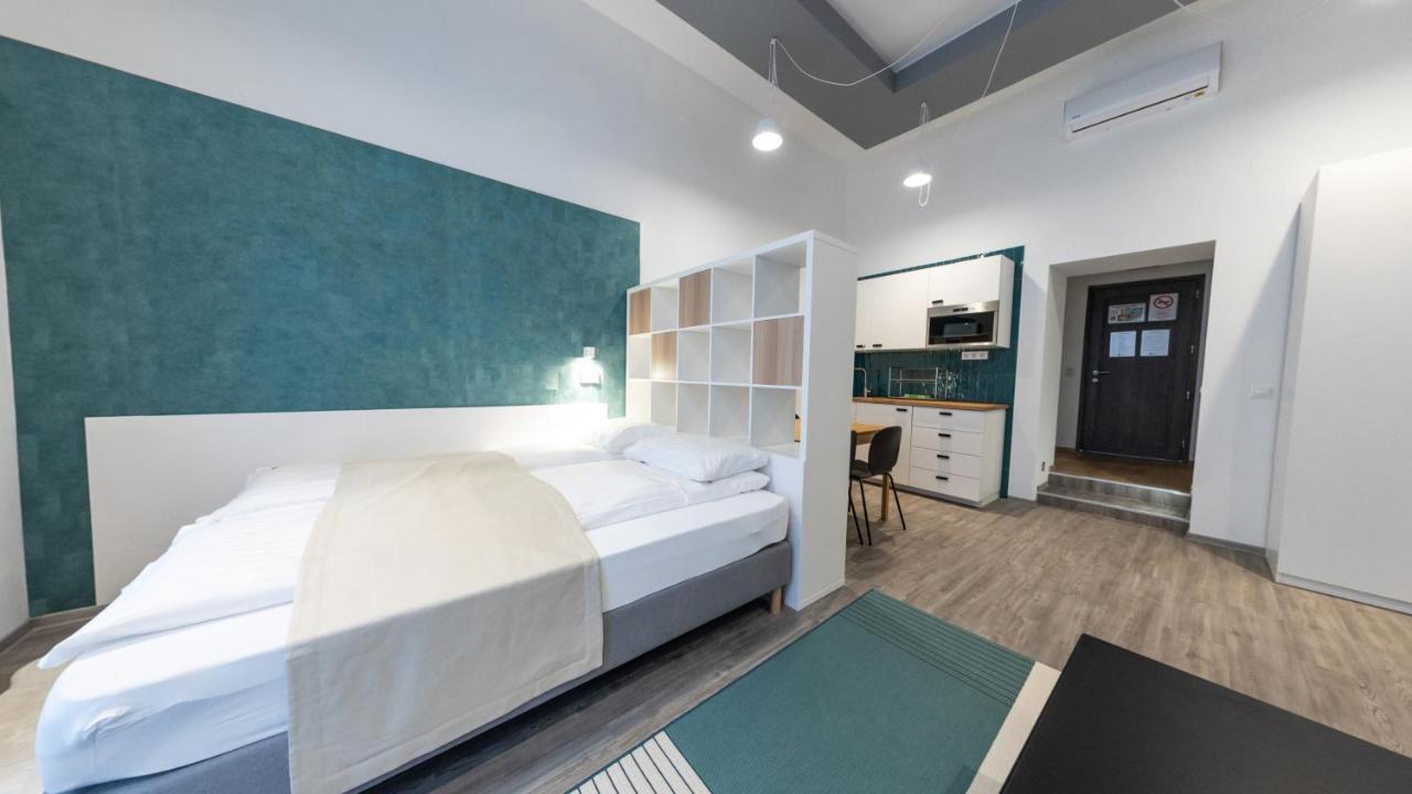 Bpr Downtown Gemstone Apartments บูดาเปสต์ ภายนอก รูปภาพ