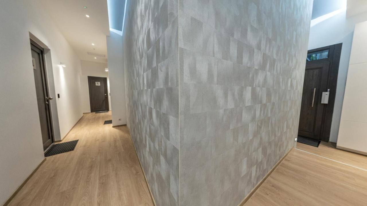 Bpr Downtown Gemstone Apartments บูดาเปสต์ ภายนอก รูปภาพ